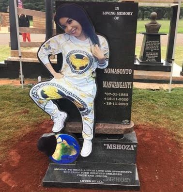 Nomasonto Maswanganyi’s tombstone is one of the best, see her full photo tomb-wallpaper