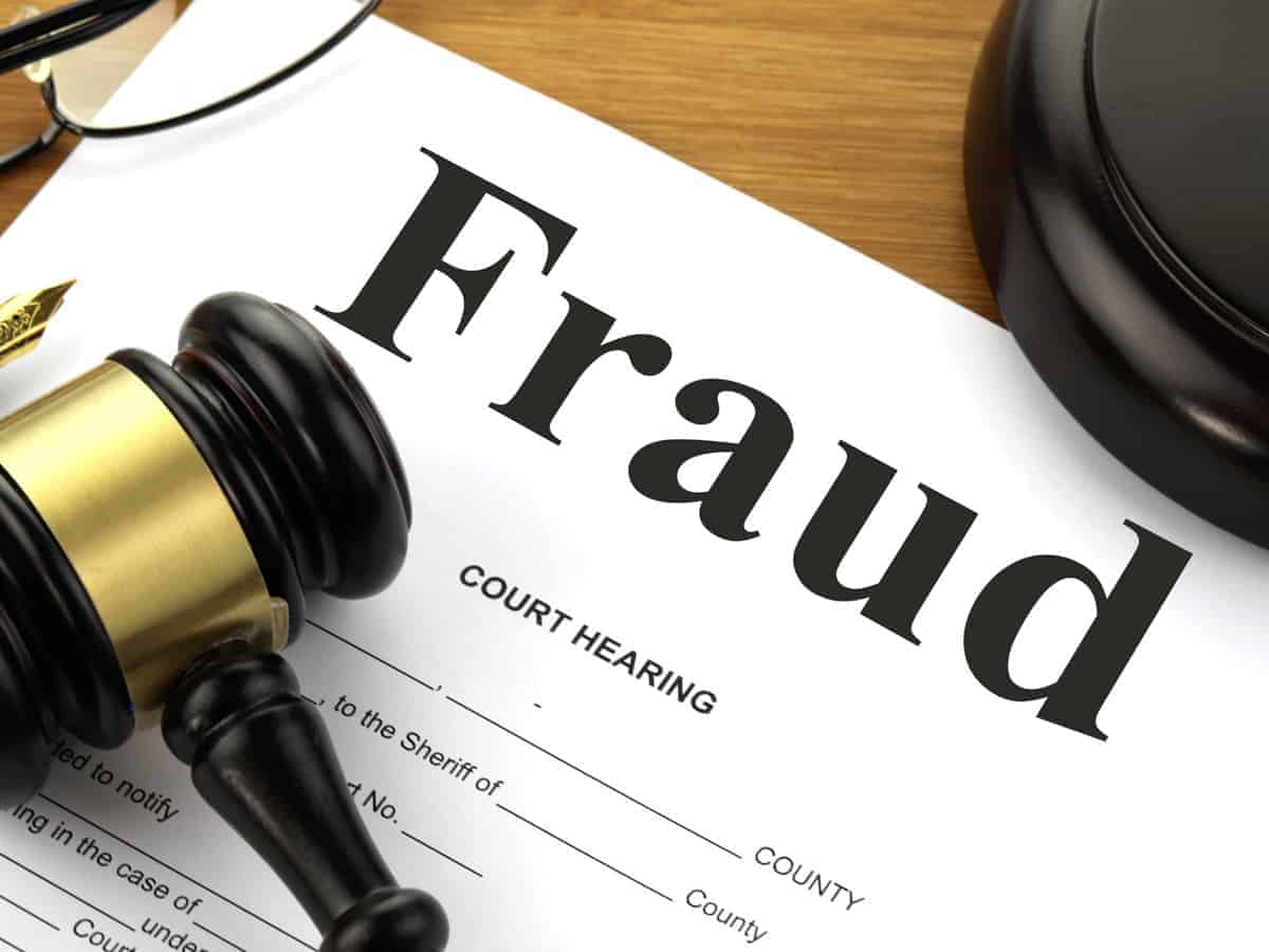 Licensing officials busted for multi-million-rand fraud get bail
