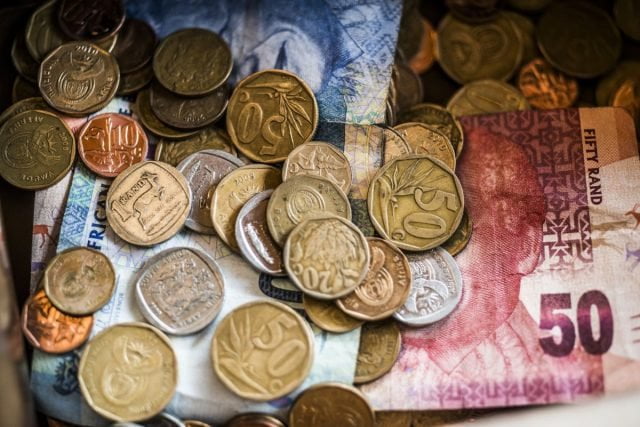 These 4 graphs show how South Africans are getting poorer